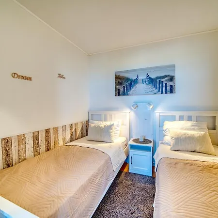 Haus Schoene Aussicht, App 2sb216 公寓 海利根港